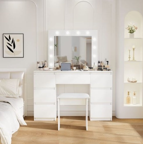 Hollywood Makeup Mirror