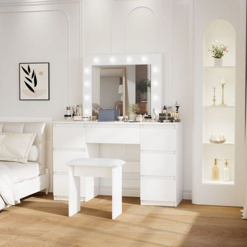 Hollywood Makeup Mirror