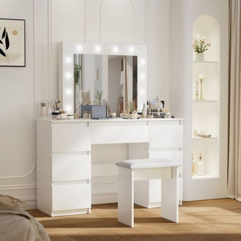 Hollywood Makeup Mirror