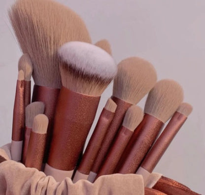 GlowKit 13-Pc Makeup Brushes – Essentials for Face & Eyes